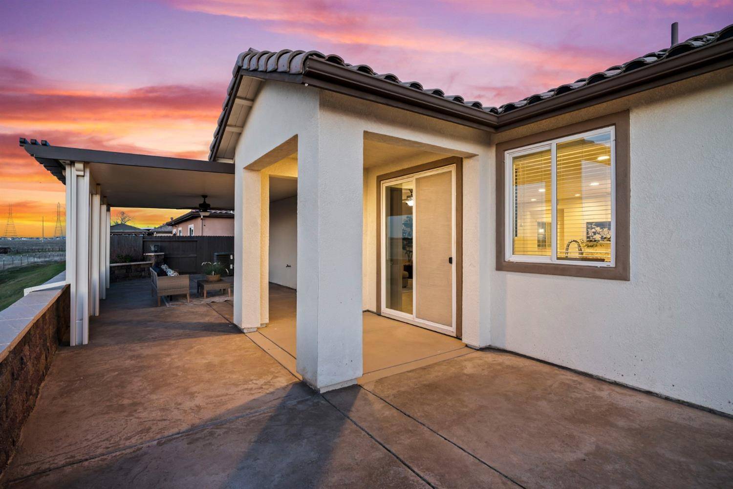 Rancho Cordova, CA 95742,5098 Crystal Cove DR