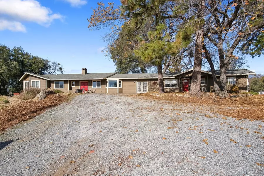 22022 Montgomery RD, Sonora, CA 95370