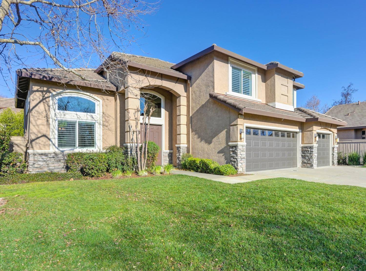 1100 Pond View DR, Folsom, CA 95630