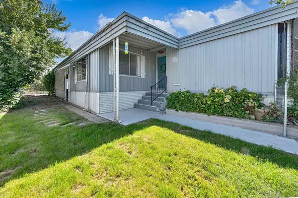 Sacramento, CA 95828,8504 Calais CIR