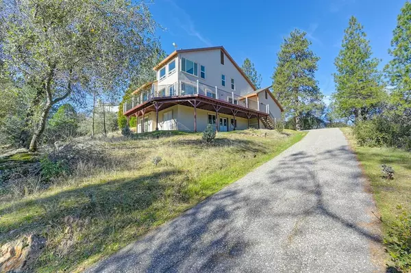 Applegate, CA 95703,870 Hilltop CT