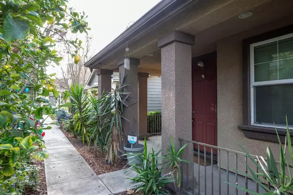 San Jose, CA 95112,648 valley oak TER