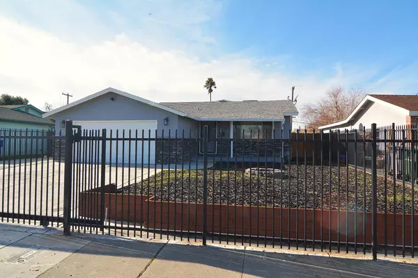 Sacramento, CA 95832,7704 Laurie WAY