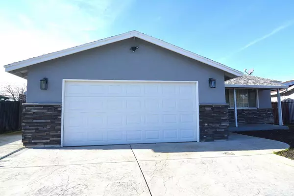 Sacramento, CA 95832,7704 Laurie WAY