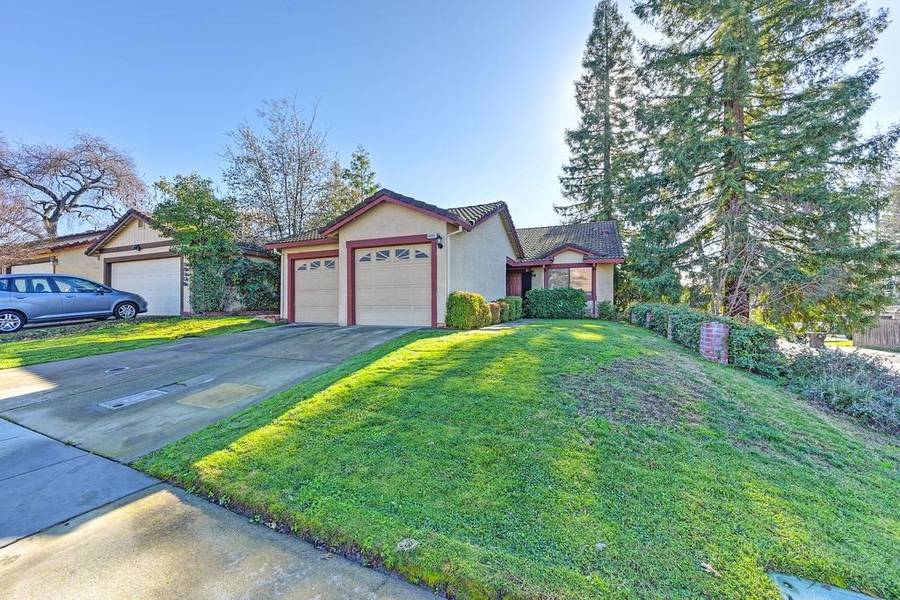 8082 Forest Glen WAY, Citrus Heights, CA 95610