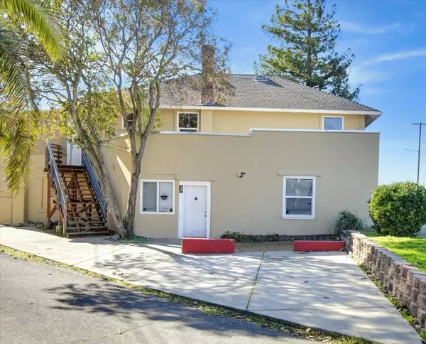 1011 Vernon ST, Roseville, CA 95678