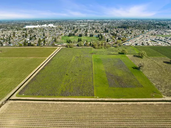 Lodi, CA 95242,197 W Sargent RD