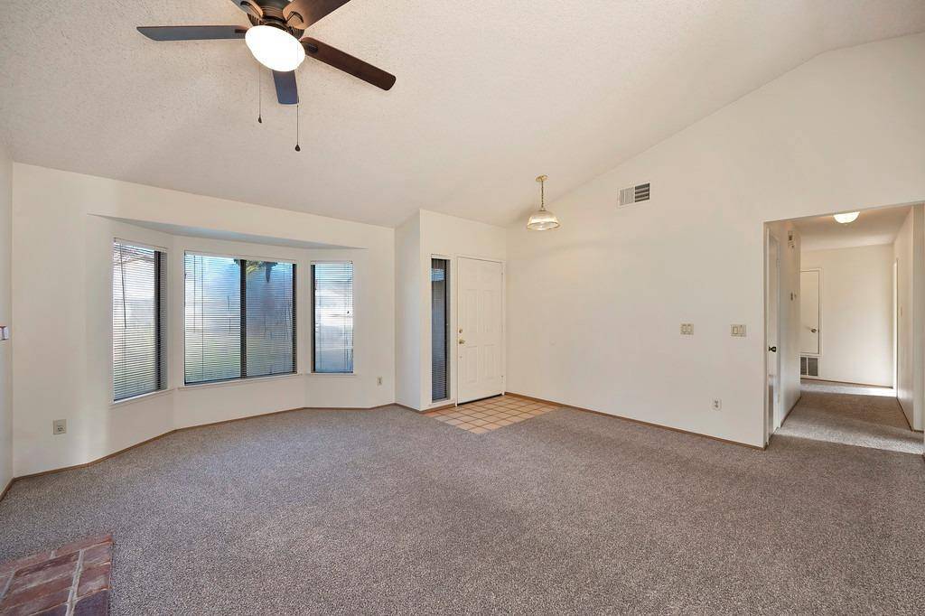 Sacramento, CA 95842,4532 Dunnbury WAY