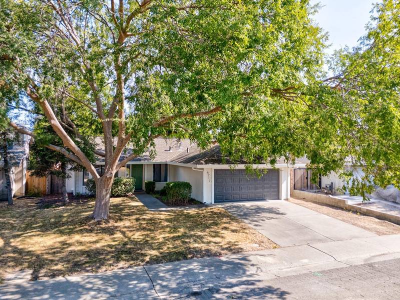 4717 Boylston CT, Sacramento, CA 95842