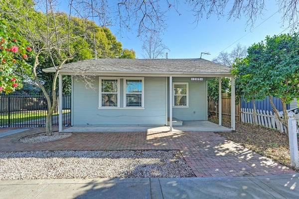 209 25th ST, Sacramento, CA 95816