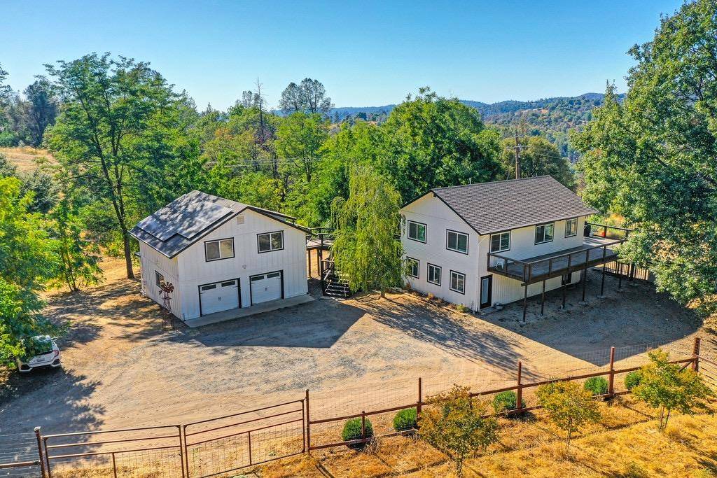 Somerset, CA 95684,5205 Rooster LN