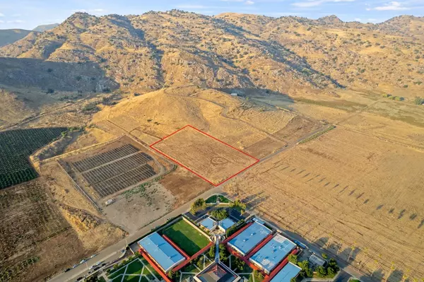 Porterville, CA 93257,0 E PUTNAM AVE