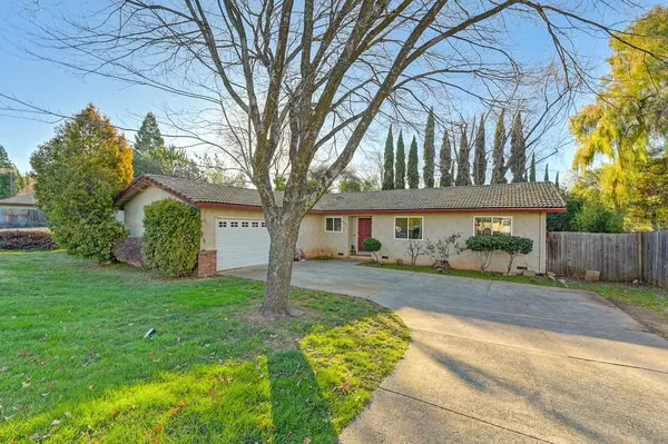 12380 Erin DR, Auburn, CA 95603