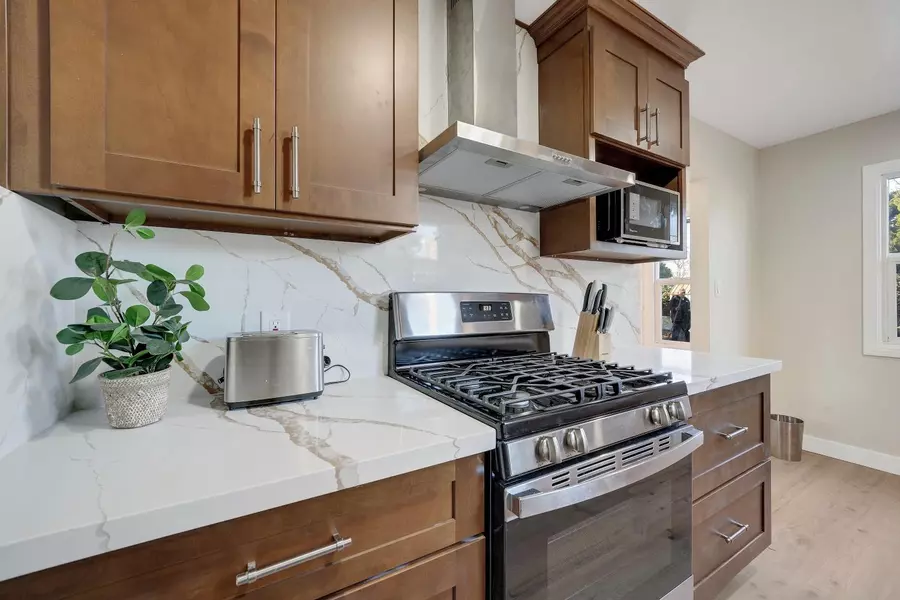 1827 Telegraph AVE, Stockton, CA 95204
