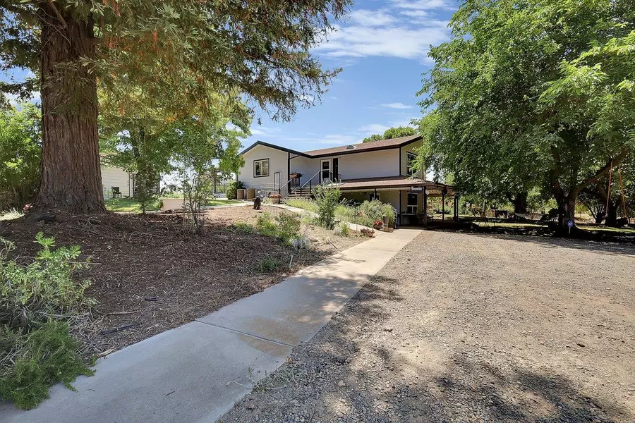 10307 Alta Mesa RD, Wilton, CA 95693