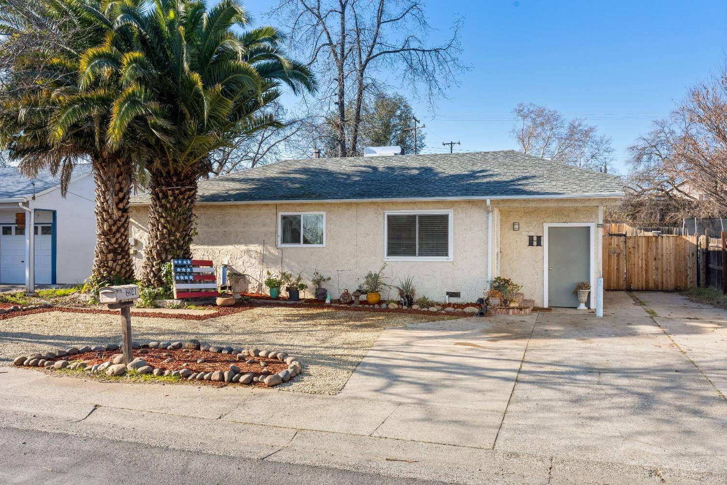 6921 Hazel AVE, Orangevale, CA 95662