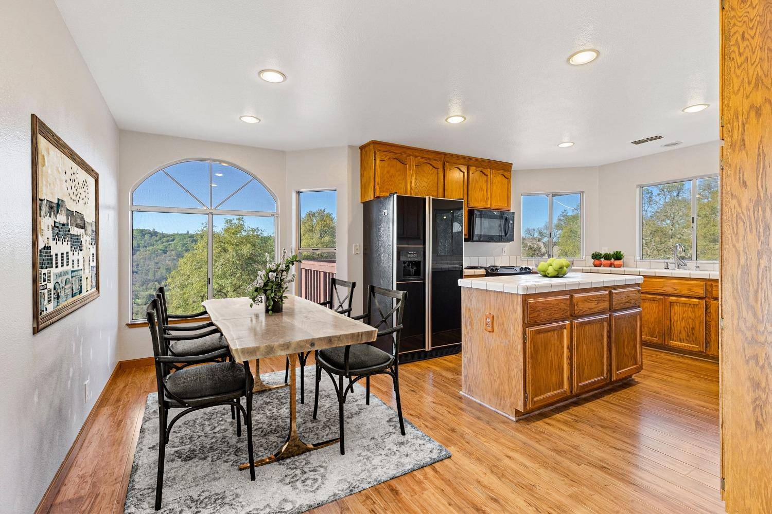 Placerville, CA 95667,1341 Golf WAY