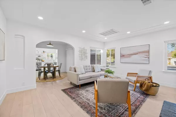 Sacramento, CA 95815,3181 High ST