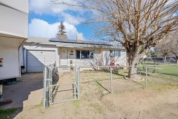 Olivehurst, CA 95961,1739 10th AVE