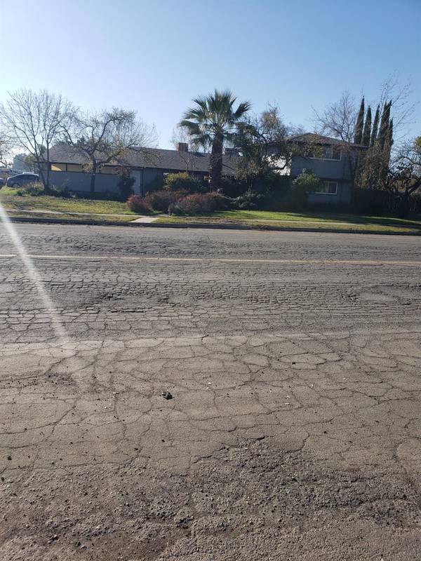 1401 E Blossom ST, Dos Palos, CA 93620