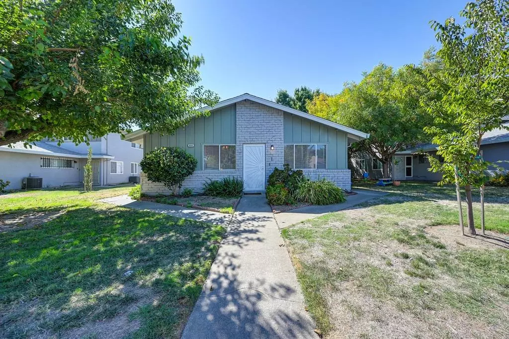Sacramento, CA 95826,9004 El Cajon WAY #1