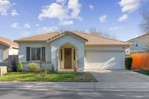 2802 Roseau WAY, Sacramento, CA 95833