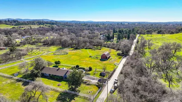 2045 Noreen LN, Penryn, CA 95663