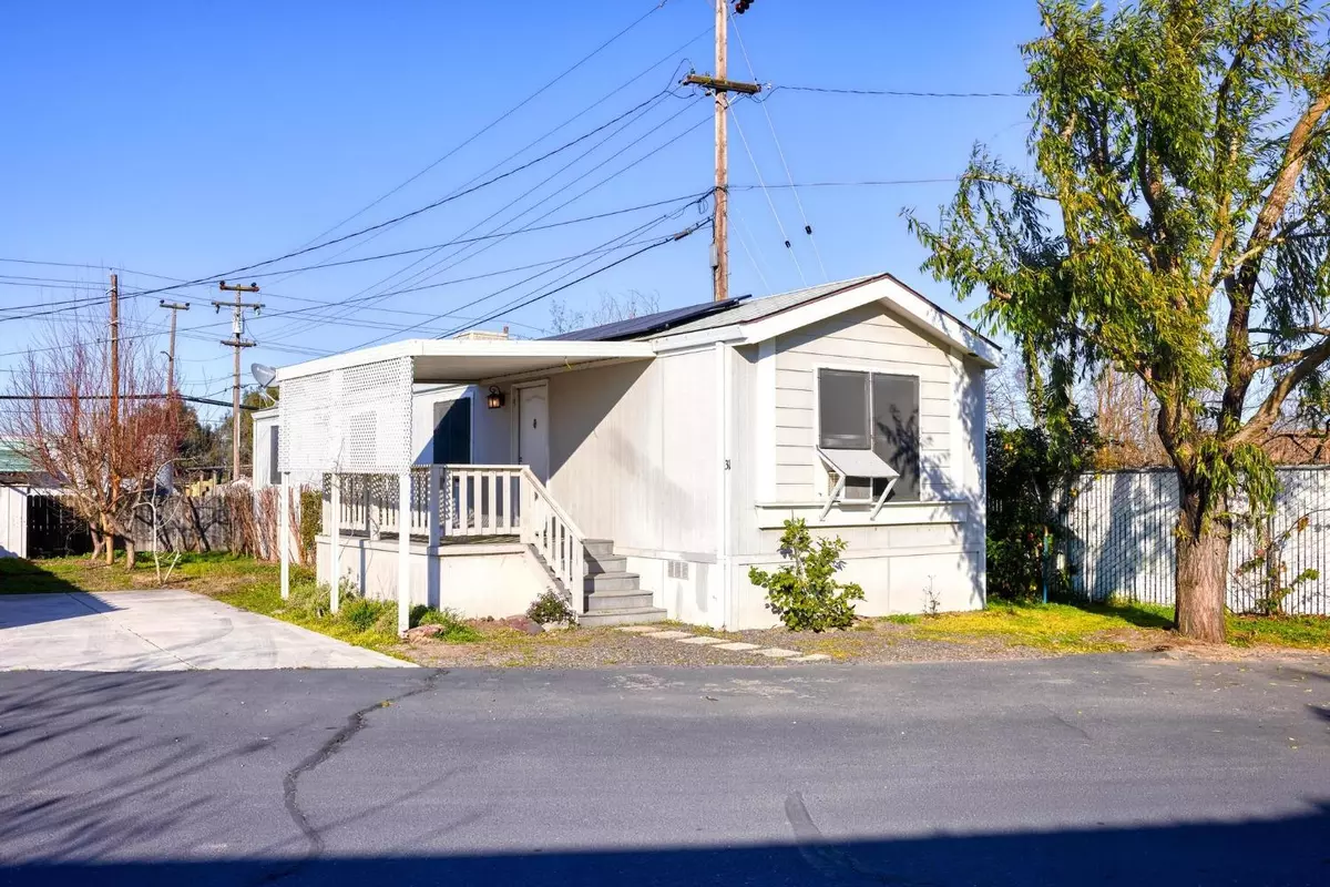 Oakdale, CA 95361,1931 E F ST #31