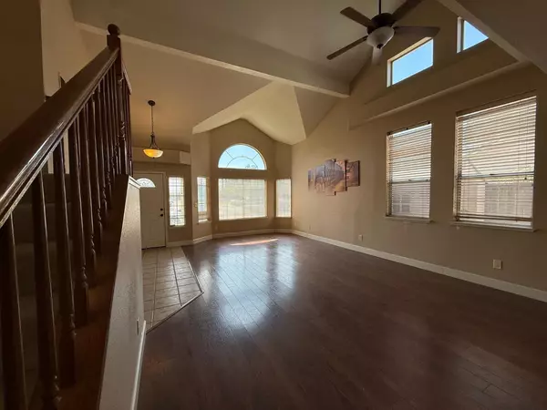 Turlock, CA 95382,217 Castile LN