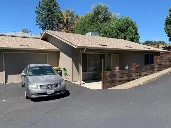 Stockton, CA 95204,1886 River DR