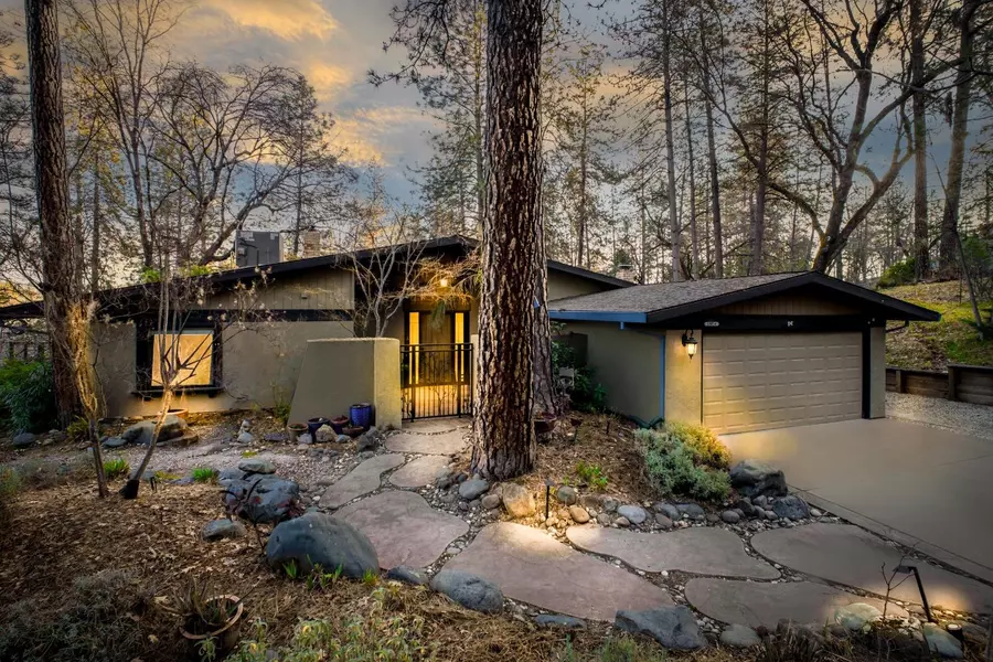 18014 Alexandra WAY, Grass Valley, CA 95949