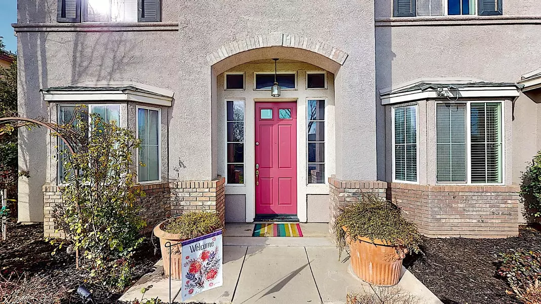 223 Vintage DR, Turlock, CA 95382