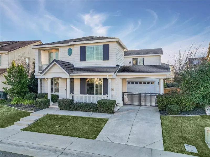 1090 Mullinger LN, Lincoln, CA 95648