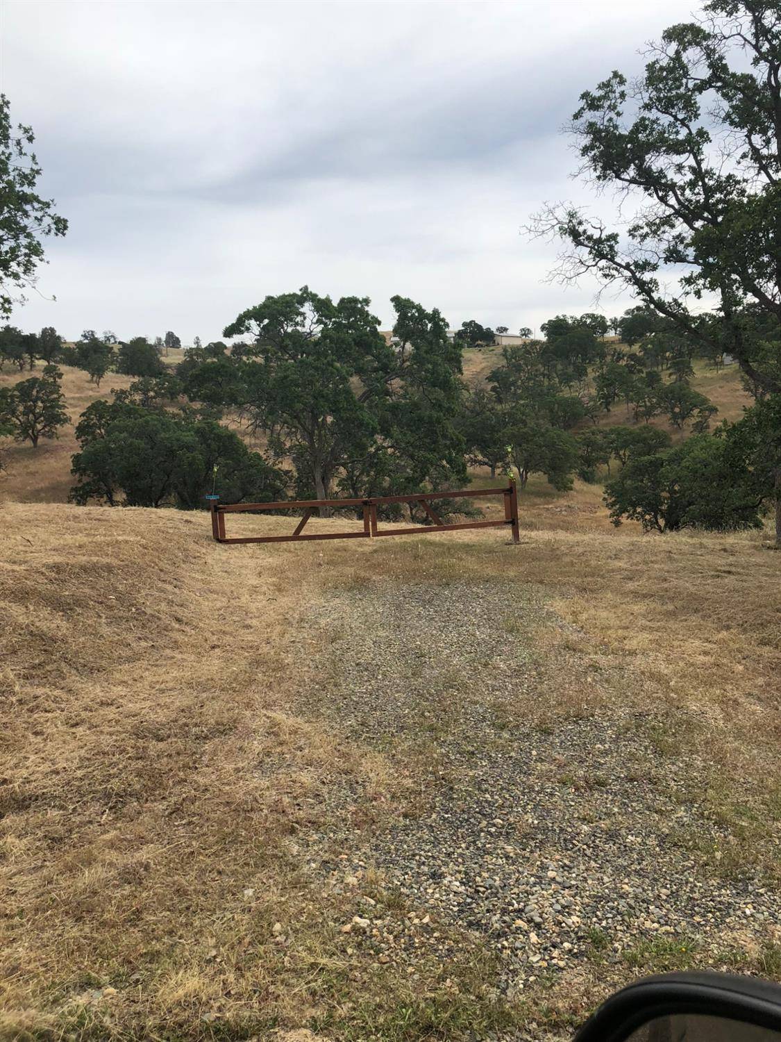 La Grange, CA 95329,9806 Alamo DR