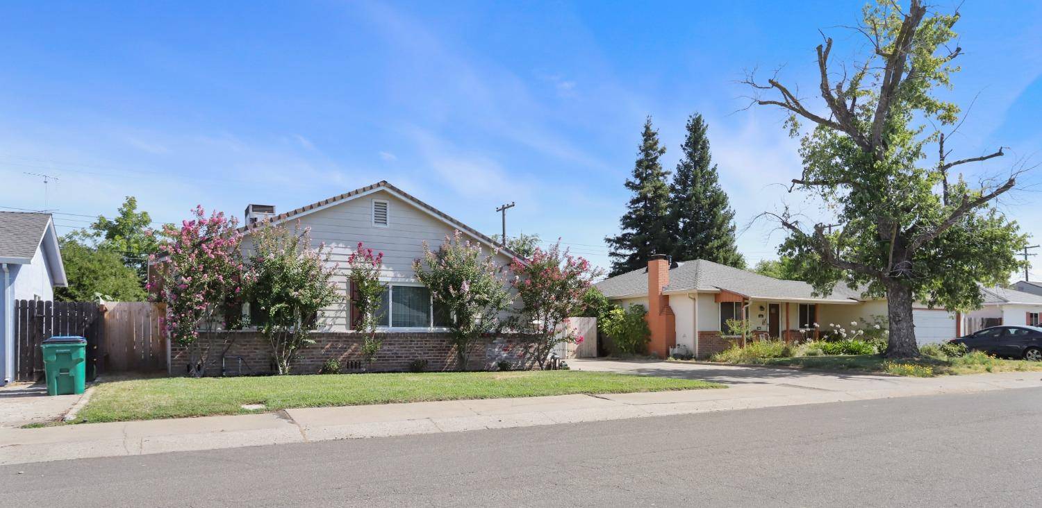 Lodi, CA 95242,1607 W Locust ST