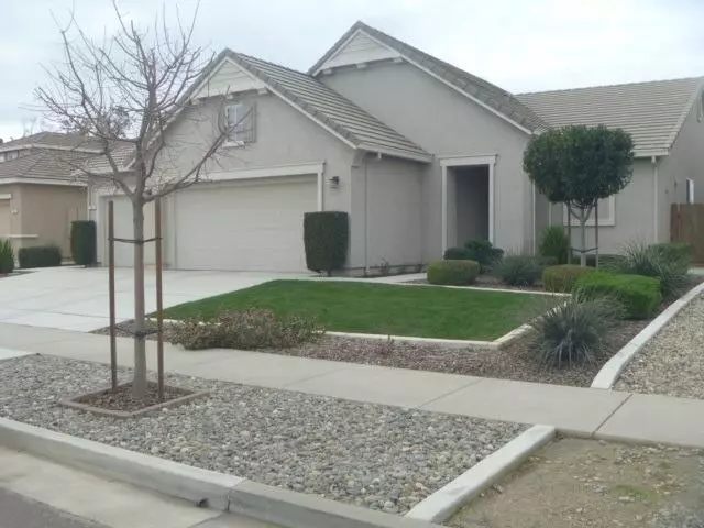 331 Carly Anne DR, Merced, CA 95341