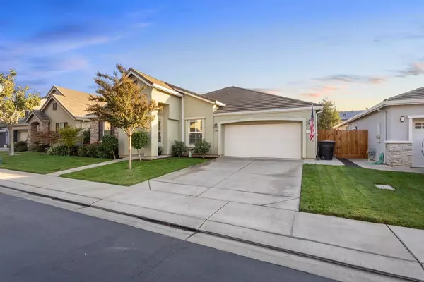 13706 Brook WAY, Waterford, CA 95386