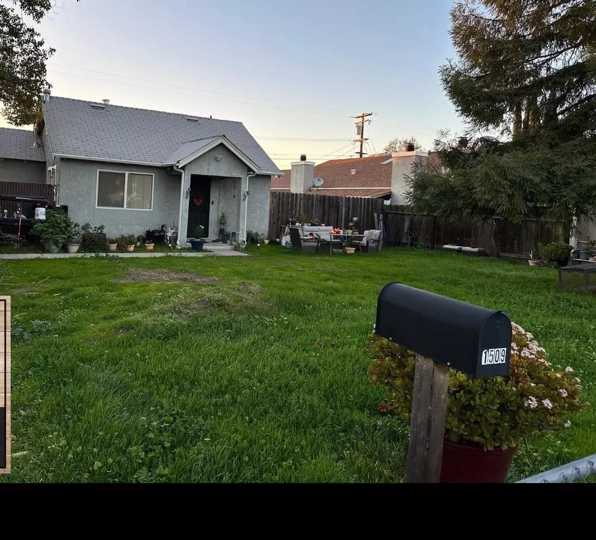 Modesto, CA 95355,1509 Rose AVE