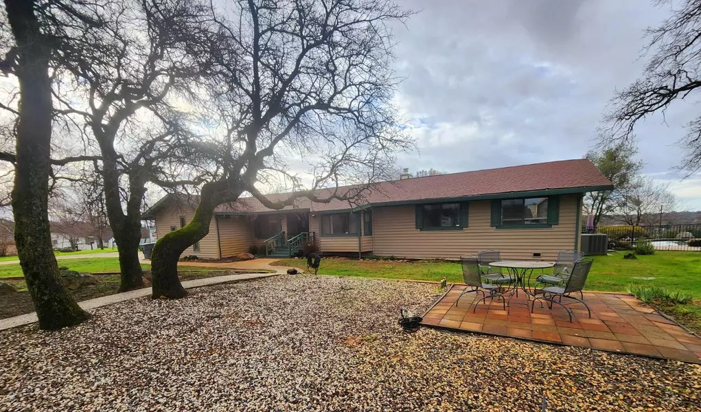 11320 Lorenson RD, Auburn, CA 95602