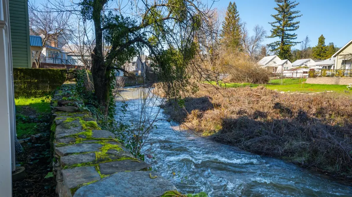 Sutter Creek, CA 95685,49 Badger ST