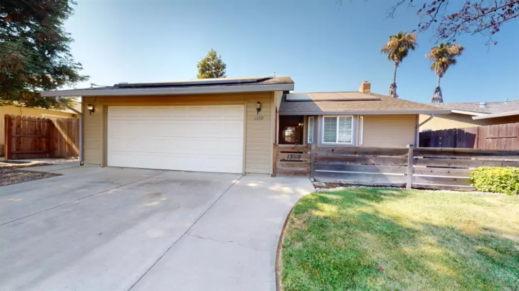 1359 Novell DR, Ripon, CA 95366