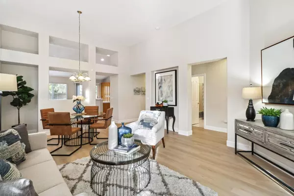 Davis, CA 95616,1568 Pinnacles PL