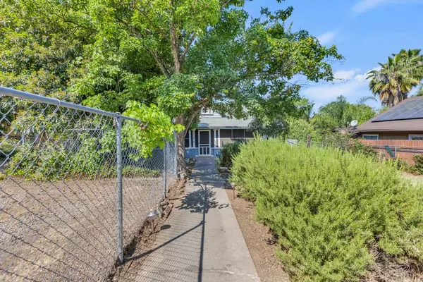 Newcastle, CA 95658,9032 Howell LN