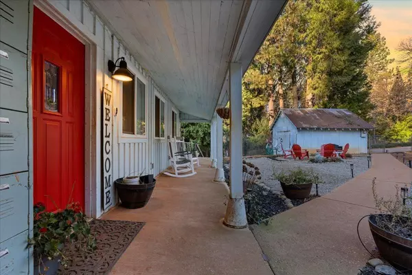 Grass Valley, CA 95945,12544 Oak CIR