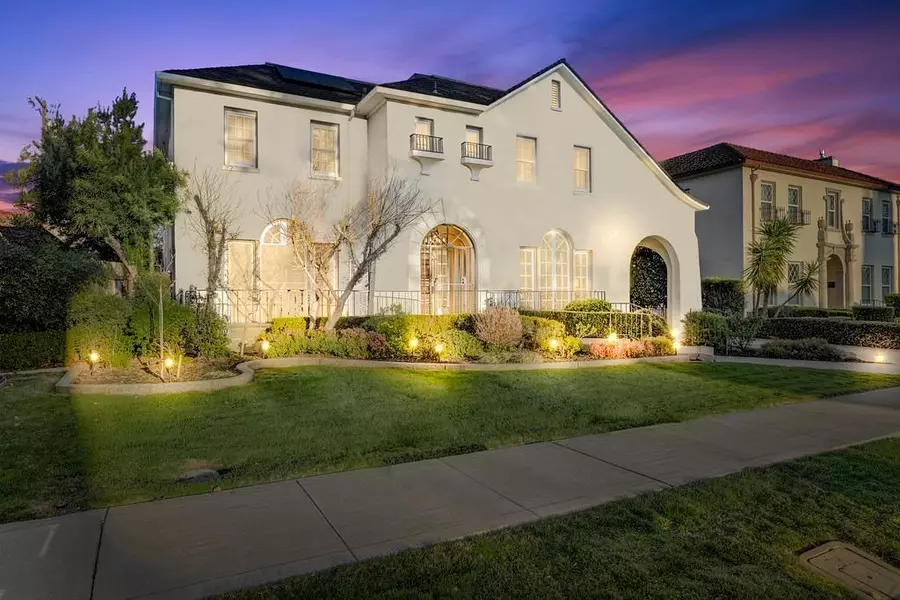 1536 N Hunter ST, Stockton, CA 95204