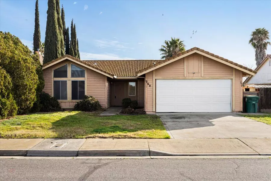 760 Meadowlark AVE, Los Banos, CA 93635