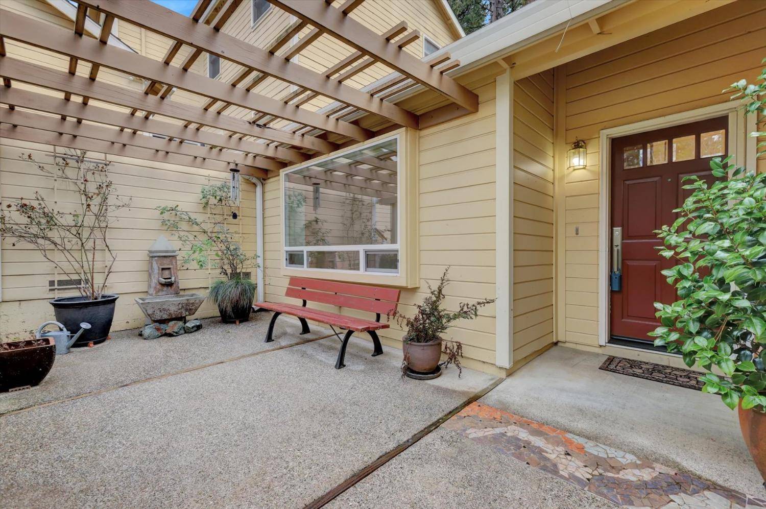 Nevada City, CA 95959,316 Bridge WAY