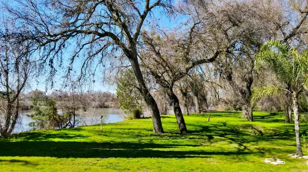 Sacramento, CA 95837,5751 Garden HWY