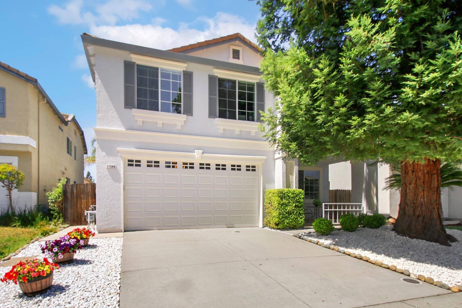 Gold River, CA 95670,11568 Pyrites CT