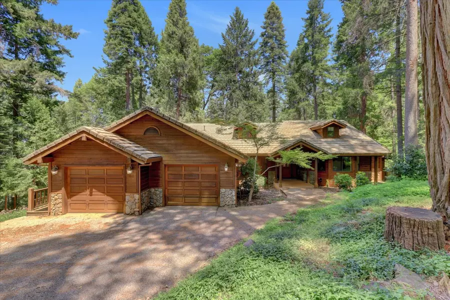 12952 Woodpecker WAY, Nevada City, CA 95959